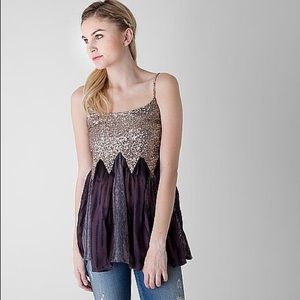 💛Gimmicks by BKE Buckle gold purple sequin tank